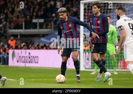 2. März 2023; Santiago Bernabeu Stadion, Madrid, Spanien, spanischer Copa del Rey Fußball, Real Madrid gegen FC Barcelona; Araujo Stockfoto