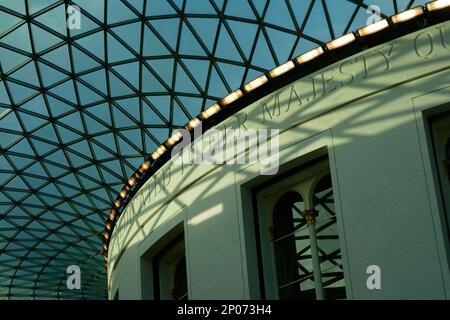 Moderne Glaskellerei in London Stockfoto