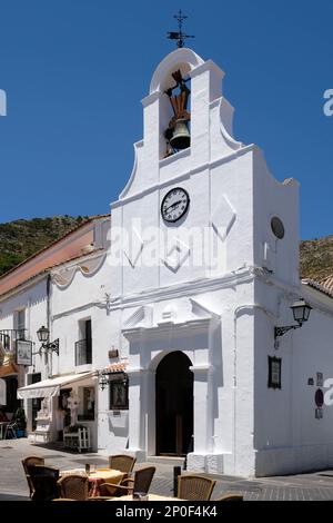 MIJAS, ANDALUSIEN/SPANIEN - JULI 3 : Blick auf die Kirche San Sebastian in Mijas Andalusien Spanien am 3. Juli 2017 Stockfoto