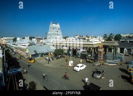 Parthasarathietempel mit heiligem Panzer in Thiruvallikeni Triplicane in Chennai Madras, Südindien, Indien, Asien Stockfoto