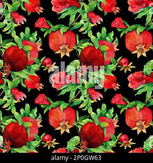Nahtloses Muster mit handgezeichnetem Granatapfel in Aquarell. Früchte mit Blättern und Blumen auf Zweigen auf weißem Hintergrund. Klassischer Vintage-Stoffmatte Stockfoto
