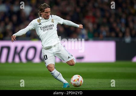 Madrid, Spanien. 2. März 2023. Luka Modric von Real Madrid tritt am 2. März 2023 beim spanischen Fußballspiel Copa del Rey (King's Cup) zwischen Real Madrid und dem FC Barcelona in Madrid, Spanien, an. Kredit: Pablo Morano/Xinhua/Alamy Live News Stockfoto