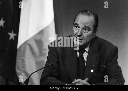 Archive 90ies: Französischer Staatspräsident Jacques Chirac nimmt an Pressekonferenz, G7-Gipfel, Lyon, Frankreich Stockfoto