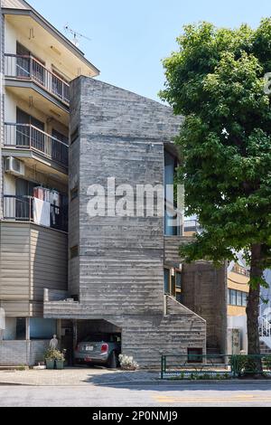 Das Tower House, Beton Einfamilienhaus entworfen von Takamitsu Azuma (1966); Jingumae, Tokio, Japan Stockfoto