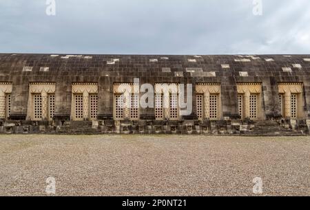 Detail des Douaumont-Ossarium, ein Denkmal in der Nähe von Verdun in Frankreich Stockfoto