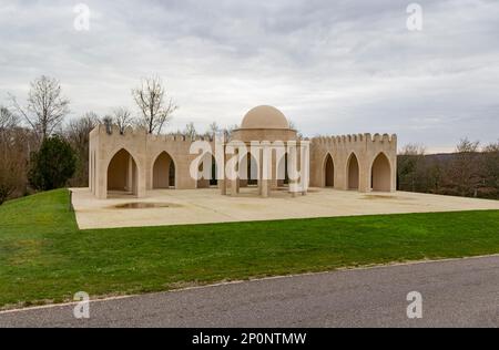 Die Gedenkstätte für die muslimischen Kämpfer rund um das Douaumont-Ossarium, eine Gedenkstätte in der Nähe von Verdun in Frankreich Stockfoto