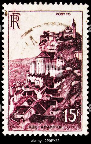 MOSKAU, RUSSLAND - 15. FEBRUAR 2023: In Frankreich gedruckte Briefmarken zeigen Roc-Amadour, Tourism Serie, ca. 1946 Stockfoto