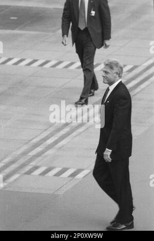 Archive 90ies: G7-Gipfel, Ankunft der Staatschefs, Bill Clinton, amerikanischer Präsident, Lyon, Frankreich, 1996 Stockfoto