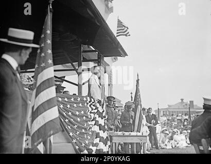 Newton Diehl Baker auf Rezensionsstand, 1917 oder 1918. US-Kriegsminister. Stockfoto