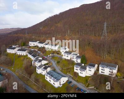 Blick aus der Vogelperspektive auf das Loch Rannoch Hotel and Estate in Kinloch Rannoch, Perth und Kinross, Schottland, Großbritannien Stockfoto