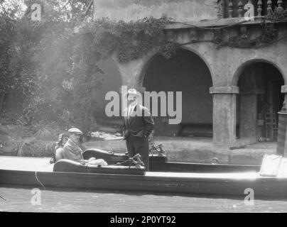 Jannings, Emil, Mr. Und Mr. Mauritz Stiller, in einem Boot, 1927 Stockfoto