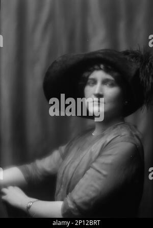 Montgomery, Margaret Phelps, Miss, Porträtfoto, 1912. September 27. Stockfoto