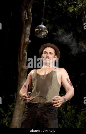 Mark Rylance (Johnny 'Rooster' Byron) in JERUSALEM von Jez Butterworth im Apollo Theatre, London W1 10/02/2010 A Royal Court 2009 Produktionsdesign: Ultz Beleuchtung: Mimi Jordan Sherin Regisseur: Ian Rickson Stockfoto