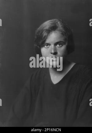 Miss Pollitzer, Porträtfoto, 1918. September 24. Möglicherweise ein Porträt der amerikanischen Fotografin und Suffragistin Anita Lily Pollitzer, die mit dem Maler Georgia O'Keeffe lebte. Sie schrieben sich auch Liebesbriefe und hatten vielleicht eine romantische Beziehung. Stockfoto