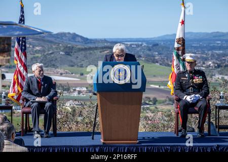 Dr. Henry Kissinger, ehemaliger Außenminister der Vereinigten Staaten, hält eine Rede während einer Kranzlegen-Zeremonie in der Ronald Reagan Presidential Foundation and Library in Simi Valley, Kalifornien, am 6. Februar 2023. Die Zeremonie fand zu Ehren von Präsident Reagan statt, als Hommage an seinen Dienst für die Vereinigten Staaten und zur Feier seines 112. Geburtstages. Stockfoto