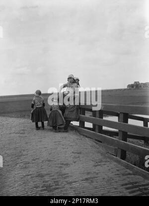 Reiseansichten von Europa, zwischen 1904 und 1938. Stockfoto