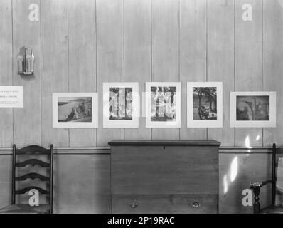 Ausstellung von Fotografien von Arnold Genthe in der Guild Hall, East Hampton, Long Island, 1933. Stockfoto