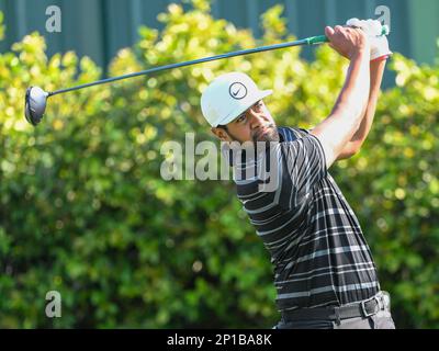 Orlando, Florida, USA. 3. März 2023. Tony Finau #9 Tee während der zweiten Runde des Arnold Palmer Invitational präsentiert von Mastercard im Arnold Palmer's Bay Hill Club & Lodge in Orlando, FL. Romeo T Guzman/CSM/Alamy Live News Stockfoto