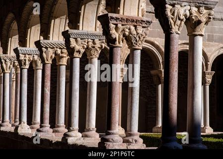 Kloster Santa Maria de Ripoll, romanische Kunst, Ripoll, Katalonien, Spanien, Europa. Stockfoto