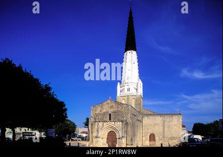 Frankreich. Charente Maritime (17) Ile de Re, Kirche Ars-en-Re Stockfoto