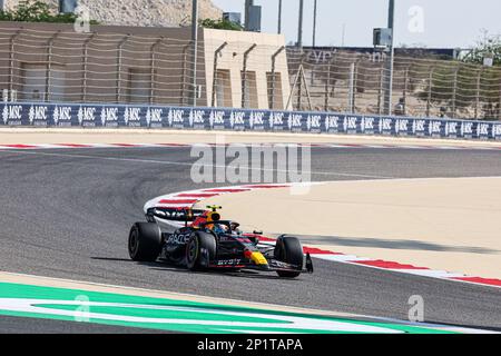 Sergio Perez (MEX) Redbull Racing RB19 durinFORMULA 1 GULF AIR BAHRAIN GRAND PRIX 2023 Stockfoto