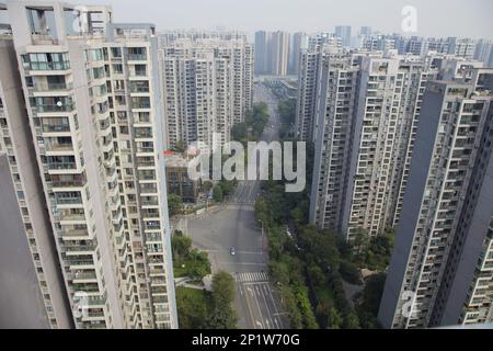 Hochhaus-Apartmentgebäude in der Stadt, Chengdu, Sichuan Provinz, China Stockfoto