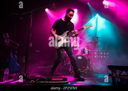 Lilith Zar live in der Manchester Academy UK. 22. Februar 2023 Stockfoto