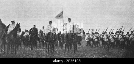 Seine Kaiserliche Hoheit Großherzog Sergej Alexandrowitsch mit dem Hauptquartier der Moskauer Armee im Dorf Maltsev. Foto von 1902. Stockfoto