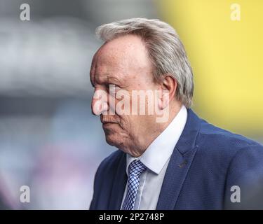 Huddersfield, Großbritannien. 04. März 2023. Neil Warnock Manager von Huddersfield Town während des Sky Bet Championship-Spiels Huddersfield Town vs Coventry City im John Smith's Stadium, Huddersfield, Großbritannien, 4. März 2023 (Foto von Mark Cosgrove/News Images) in Huddersfield, Großbritannien, am 3./4. März 2023. (Foto: Mark Cosgrove/News Images/Sipa USA) Guthaben: SIPA USA/Alamy Live News Stockfoto