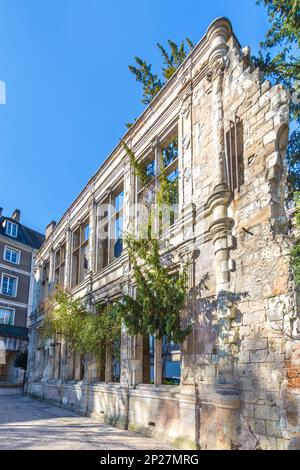 Erhaltene historische Mauer in der Altstadt von Tours, Indre-et-Loire (37), Frankreich. Stockfoto