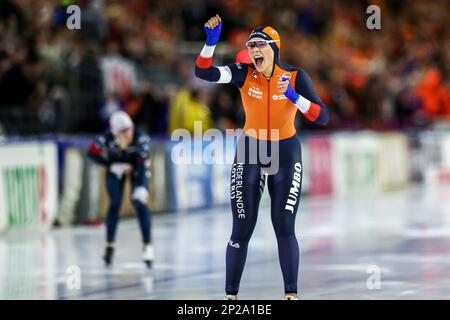 HERENVEEN - Jutta Leerdam gewinnt die 1000 Meter für Frauen bei der ISU World Speed Skating Championships in Thialf. ANP VINCENT JANNINK Stockfoto