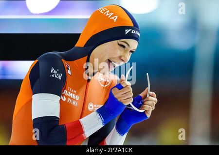 HERENVEEN - Jutta Leerdam gewinnt die 1000 Meter für Frauen bei der ISU World Speed Skating Championships in Thialf. ANP VINCENT JANNINK Stockfoto