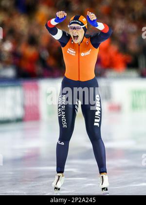 HERENVEEN - Jutta Leerdam gewinnt die 1000 Meter für Frauen bei der ISU World Speed Skating Championships in Thialf. ANP VINCENT JANNINK Stockfoto