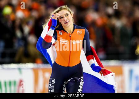 HERENVEEN - Jutta Leerdam gewinnt die 1000 Meter für Frauen bei der ISU World Speed Skating Championships in Thialf. ANP VINCENT JANNINK Stockfoto