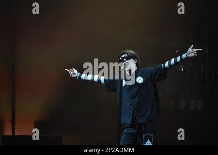 Paris, Frankreich. 04. März 2023. Yungblud tritt am 3. März 2023 im Zenith in Paris auf. Foto von Christophe Meng/ABACAPRESS.COM Kredit: Abaca Press/Alamy Live News Stockfoto