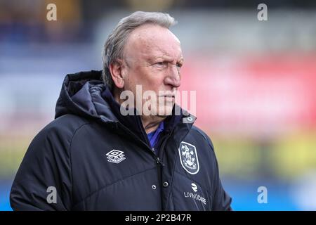 Huddersfield, Großbritannien. 04. März 2023. Neil Warnock Manager von Huddersfield Town während des Sky Bet Championship-Spiels Huddersfield Town vs Coventry City im John Smith's Stadium, Huddersfield, Großbritannien, 4. März 2023 (Foto von Mark Cosgrove/News Images) in Huddersfield, Großbritannien, am 3./4. März 2023. (Foto: Mark Cosgrove/News Images/Sipa USA) Guthaben: SIPA USA/Alamy Live News Stockfoto