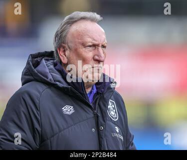 Huddersfield, Großbritannien. 04. März 2023. Neil Warnock Manager von Huddersfield Town während des Sky Bet Championship-Spiels Huddersfield Town vs Coventry City im John Smith's Stadium, Huddersfield, Großbritannien, 4. März 2023 (Foto von Mark Cosgrove/News Images) in Huddersfield, Großbritannien, am 3./4. März 2023. (Foto: Mark Cosgrove/News Images/Sipa USA) Guthaben: SIPA USA/Alamy Live News Stockfoto