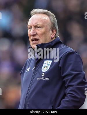 Huddersfield, Großbritannien. 04. März 2023. Neil Warnock Manager von Huddersfield Town während des Sky Bet Championship-Spiels Huddersfield Town vs Coventry City im John Smith's Stadium, Huddersfield, Großbritannien, 4. März 2023 (Foto von Mark Cosgrove/News Images) in Huddersfield, Großbritannien, am 3./4. März 2023. (Foto: Mark Cosgrove/News Images/Sipa USA) Guthaben: SIPA USA/Alamy Live News Stockfoto