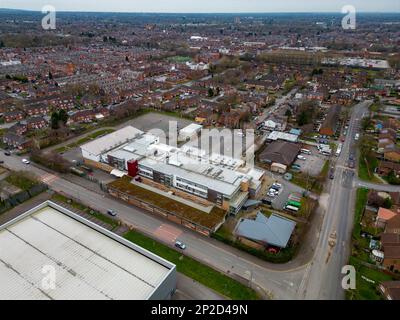 Luftaufnahmen des New Belle Vue Speedway und der Belle View School sowie Auktionen und Wohnungen Stockfoto