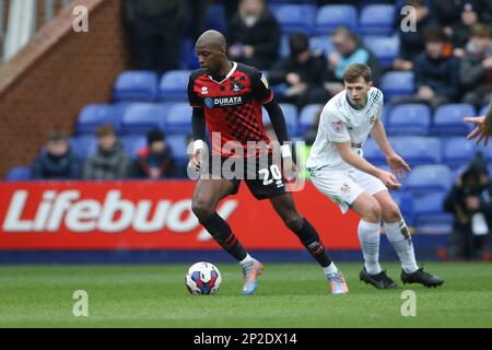 Birkenhead, Großbritannien. 04. März 2023. Callum Cooke aus Hartlepool vereint in Aktion. EFL Skybet Football League Two Match, Tranmere Rovers gegen Hartlepool Utd in Prenton Park, Birkenhead, Wirral am Samstag, den 4. März 2023. Dieses Bild darf nur zu redaktionellen Zwecken verwendet werden. Nur redaktionelle Verwendung, Lizenz für kommerzielle Verwendung erforderlich. Keine Verwendung bei Wetten, Spielen oder Veröffentlichungen von Clubs/Ligen/Spielern. Bild von Chris Stading/Andrew Orchard Sportfotografie/Alamy Live News Credit: Andrew Orchard Sportfotografie/Alamy Live News Stockfoto