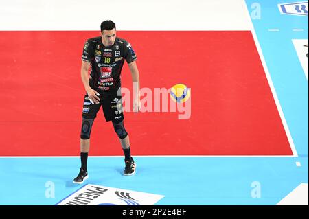 Eurosuole Forum, Civitanova Marche, Italien, 04. März 2023, Barthelemy Chinenyeze #10 (Cucine Lube Civitanova) während der Cucine Lube Civitanova gegen Allianz Milano - Volleyball Italienische Serie A Männer Superliga Championship Stockfoto