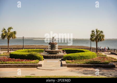 Charleston, South Carolina, USA - 1. März 2023: Water Front Park and Garden in Charleston ist ein beliebter Ort im historischen Viertel der Stadt Stockfoto