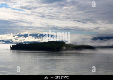 Küstenlandschaft der Pearse Islands, British Columbia, Kanada Stockfoto