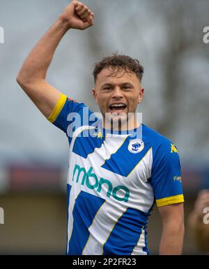 Chester, Cheshire, England, 4. März 2023. Chester's Kurt Willoughby feiert das Vollzeitergebnis im Chester Football Club V Banbury United Football Club in der Vanarama National League North (Bild: ©Cody Froggatt/Alamy Live News) Stockfoto