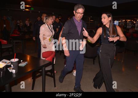 Miami, Florida, USA. 3. März 2023. Der Schauspieler und Regisseur Ray Romano nimmt am 3. März 2023 am 40. Annual Miami Film Festival „Something in Queens“ Teil, bei dem die Premiere im Silverspot Cinema in Miami, Florida stattfindet. Kredit: Mpi10/Media Punch/Alamy Live News Stockfoto