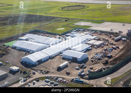 Luftaufnahme der Weichseitenanlage in Otay Mesa, CA. Stockfoto