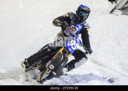 Franz Mayerbüchler in Aktion während der deutschen Individual Ice Speedway Championship im Horst-Dohm-Eisstadion, Berlin, am Freitag, den 3. März 2023. (Foto: Ian Charles | MI News) Guthaben: MI News & Sport /Alamy Live News Stockfoto