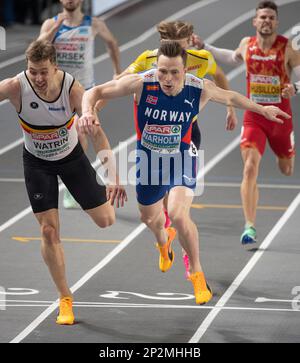 Istanbul, Türkei. 5. März 2023. Julien Watrin (Belgien) und Karsten Warholm (Norwegen) in Aktion während des Finales der Männer 400m am Tag 4 der Europameisterschaft für Leichtathletik in der Ataköy Athletics Arena in Istanbul (Türkei). Foto: Gary Mitchell/Alamy Live News Stockfoto