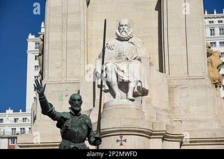 Madrid 04-03-2023-La plaza de España es un amplio espacio ajardinado de la ciudad de Madrid situado en el Barrio de Argüelles Stockfoto