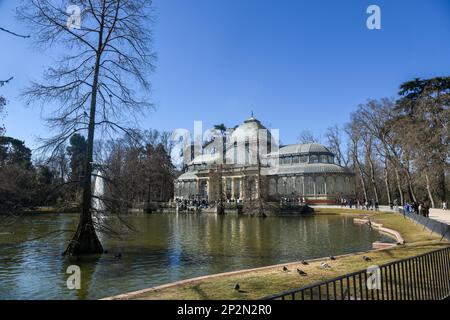 madrid 04-03-2023- palacio de cristas situado en el parque del retiro Stockfoto